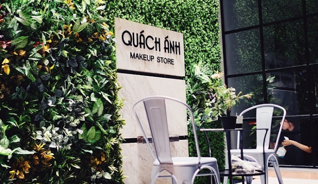 bang-hieu-make-up-dep-01 bảng hiệu make up đẹp