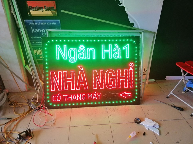 bang-hieu-nha-nghi-led bảng hiệu nhà nghỉ led