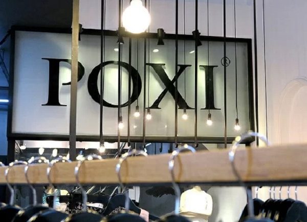 Mẫu Bảng Hiệu Shop Quần Áo Thời Trang Đẹp Nhất 2023 bảng hiệu cửa hàng quần áo