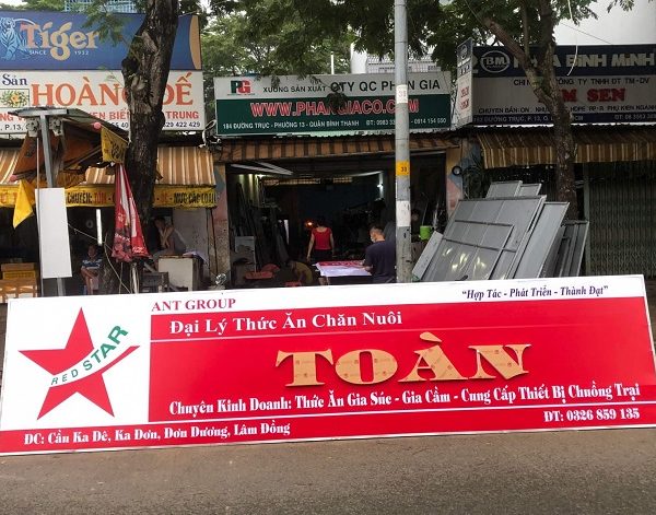 Mẫu Biển Quảng Cáo Thức Ăn Gia Súc Chăn Nuôi Đẹp bảng hiệu quảng cáo thức ăn gia súc đẹp