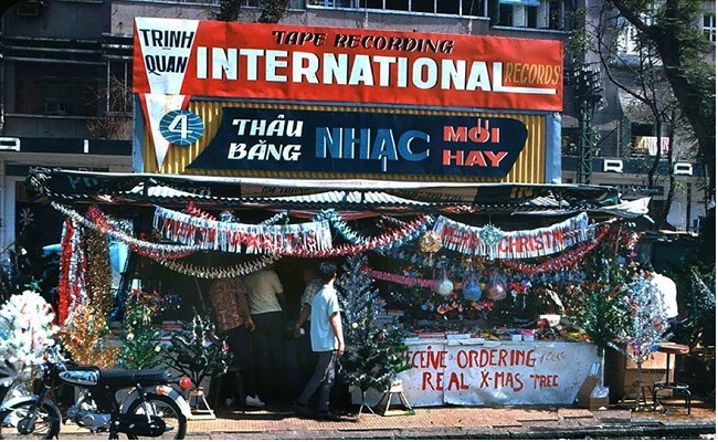 Mẫu Bảng Hiệu Sài Gòn Xưa Đẹp, Hoài Cổ bang hieu sai gon