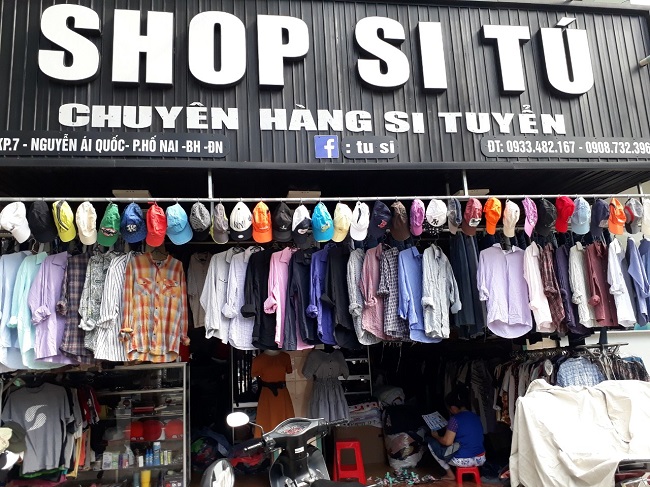 bang-hieu-shop-do-si-02-1 biển quảng cáo Shop si