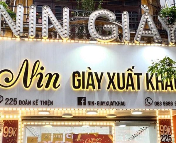 Mẫu Biển Quảng Cáo Shop Giày Dép Đẹp, Ấn Tượng bảng hiệu shop giày dép chữ inox