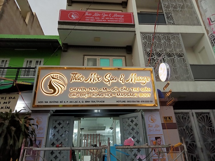bang-hieu-spa-gia-re-1 Làm bảng hiệu quảng cáo spa giá rẻ