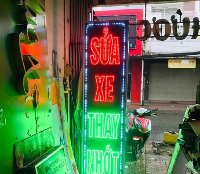 bang-hieu-sua-xe-dep-led bảng hiệu sửa xe đẹp led