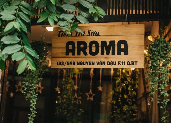 bảng hiệu trà sữa gỗ