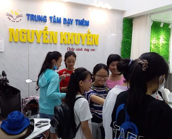 Mẫu Bảng Hiệu Dạy Thêm, Nhận Dạy Kèm Đẹp, Ấn Tượng Bảng hiệu lớp dạy thêm