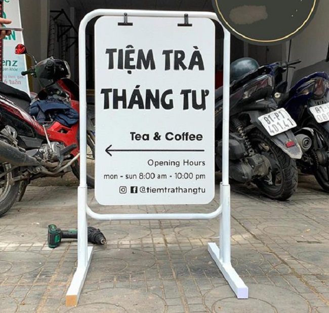 bien-hieu-quang-cao-dung-sinh-to biển hiệu quảng cáo đứng sinh tố