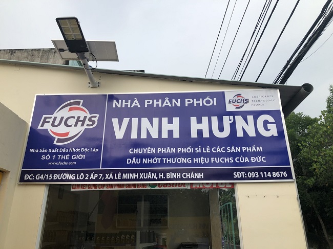 bien-hieu-ton-dan-decal bảng hiệu tôn dán decal