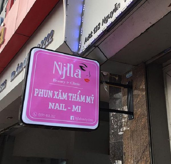 Bảng Hiệu Màu Hồng Dễ Thương Dành Cho Phái Nữ biển led vẫy màu hồng