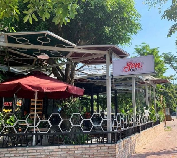 Mẫu Bảng Hiệu Quán Cafe Đẹp, Thu Hút Khách Nhất Biển hiệu quảng cáo cafe sân vườn