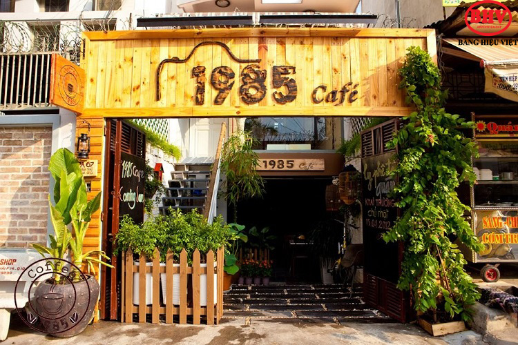 Mẫu Bảng Hiệu Quán Cafe Đẹp, Thu Hút Khách Nhất bien quang cao quan cafe
