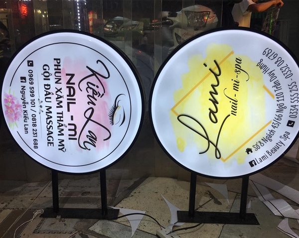 Mẫu Bảng Hiệu Nhỏ Đẹp – Độc Đáo – Tinh Tế biển quảng cáo tròn