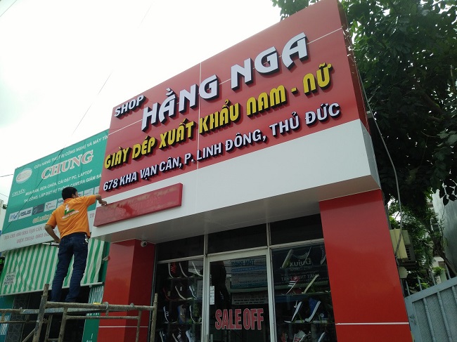 cong-ty-lam-bang-hieu-shop-giay-dep làm bảng hiệu quảng cáo cửa hàng giày dép