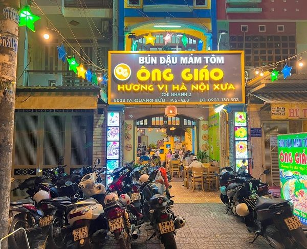 Mẫu Biển Hiệu Đẹp Cho Các Cửa Hàng Kinh Doanh làm bảng hiệu quảng cáo cửa hàng