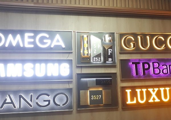 Làm Logo Bảng Hiệu – Chữ Nổi Mica Đẹp, Giao Ngay thiết kế logo bảng hiệu hộp đèn