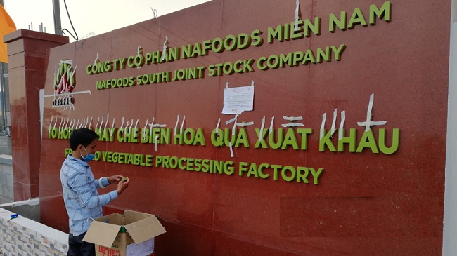 mau-bang-hieu-da-hoa-cuong-mica mẫu bảng hiệu đá hoa cương chữ Mica