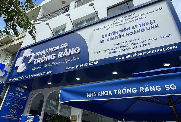 Mẫu Bảng Hiệu Nha Khoa Cực Đẹp, Cuốn Hút bảng hiệu nha khoa đẹp ấn tượng