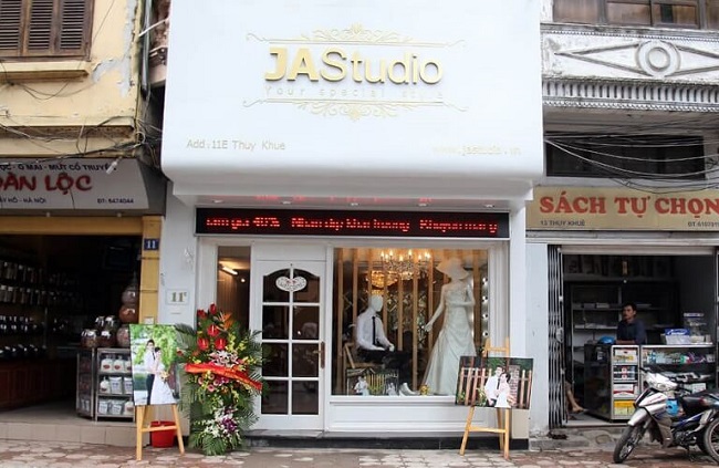 mau-bang-hieu-studio-ao-cuoi-03 mẫu bảng hiệu áo cưới