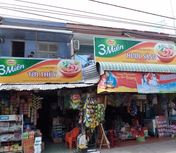 bảng hiệu tạp hóa bằng bạt Hiflex