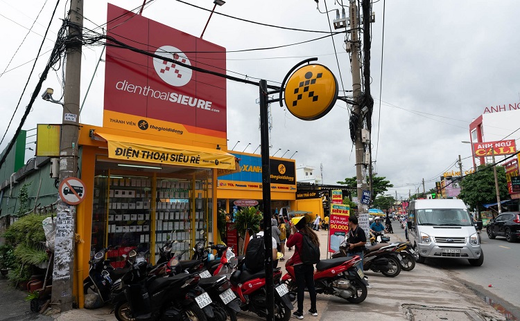 mau-bien-quang-cao-dien-thoai-dep-01-1 Bảng hiệu điện thoại mica