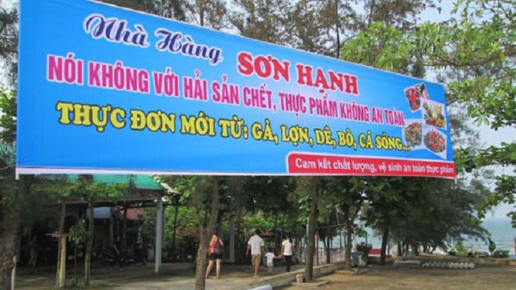 mau-bien-quang-cao-nha-hang-09 biển bảng quảng cáo nhà hàng bằng bạt Hiflex