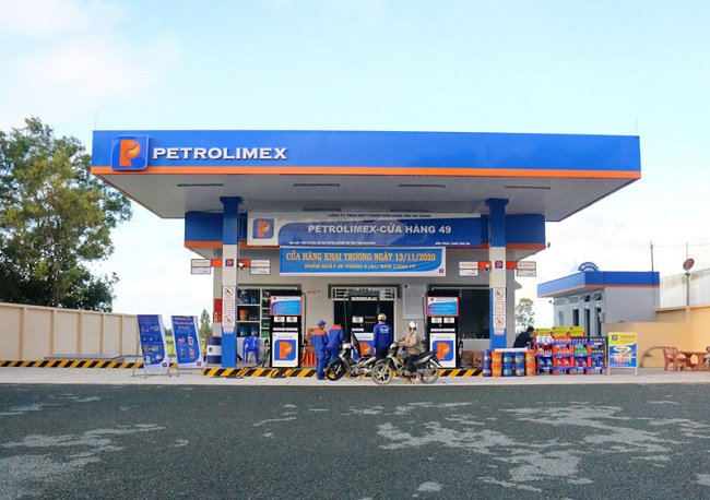 thi-cong-bang-hieu-petrolimex-01 làm biển hiệu petrolimex