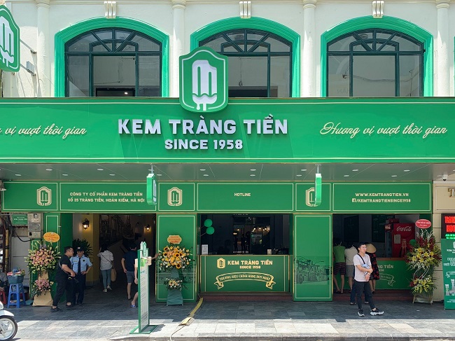 vai-tro-bang-hieu-kem-tuoi vai trò biển quảng cáo kem tươi