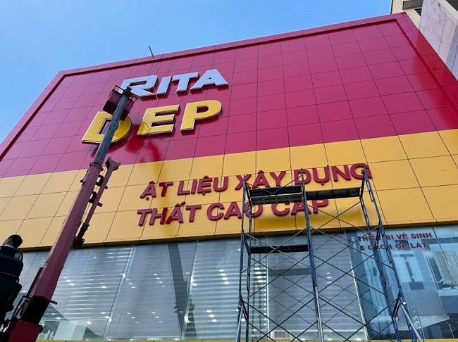 ve-sinh-bang-hieu-01 vệ sinh biển hiệu