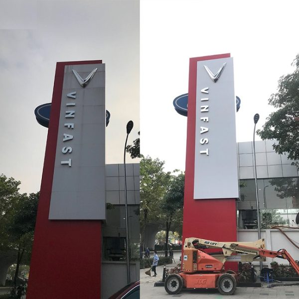 Báo Giá Dịch Vụ Vệ Sinh Bảng Biển Hiệu Quảng Cáo Thi công vệ sinh biển hiệu quảng cáo